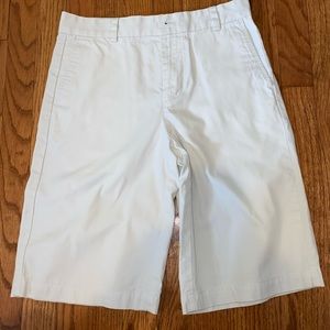 Vineyard Vines khaki shorts